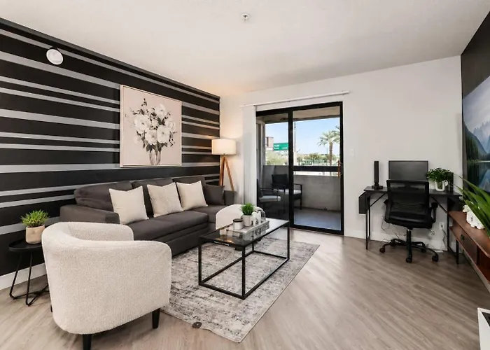 Apartment Modern Retreat Near Asu Pool Gym Pet-friendly Parking Tempe